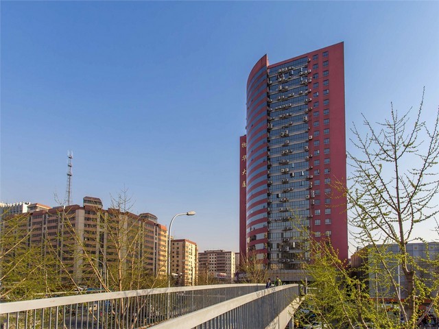 越野汽车门窗玻璃修复